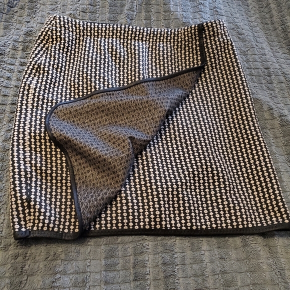 Max Studio Skirt - Picture 3 of 4